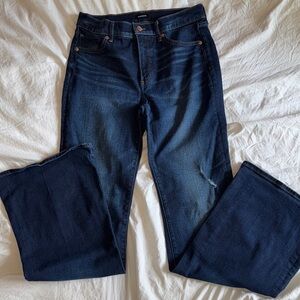 Express Mid Rise 70’s Flare Leg Dark Wash Jean, size 6 Long.
